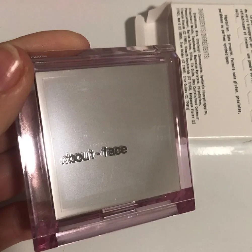About Face brand new light lock powder compact - FULL SIZE - never tested / used